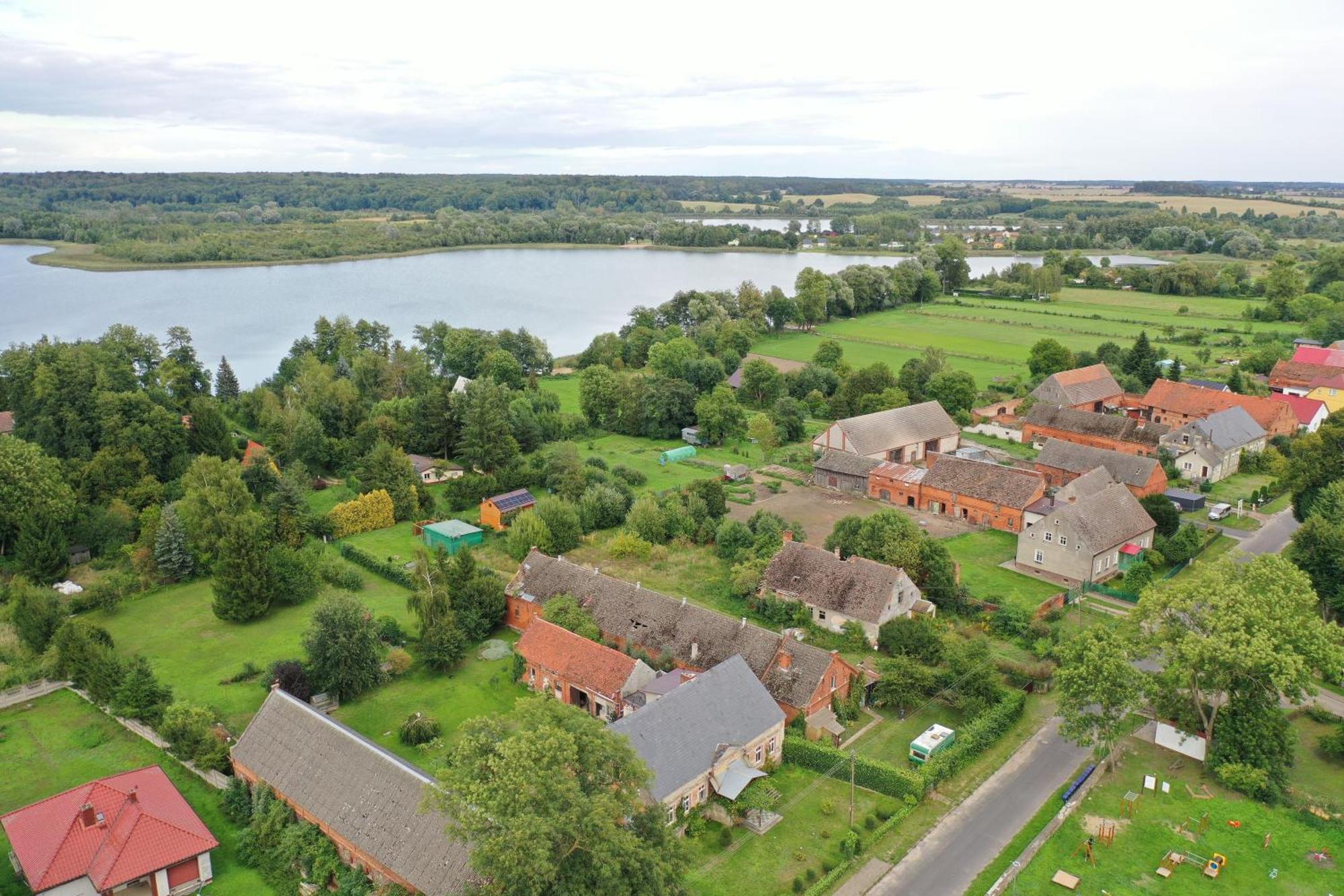 Domek Letniskowy Drewniany Nad Jeziorem Strzeszowskim Nowy Exteriér fotografie